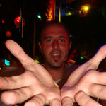 Cem, 45