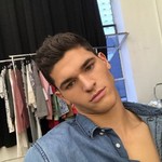 Alex, 33